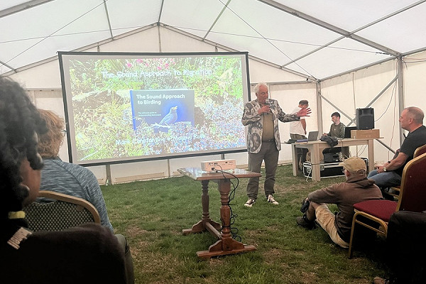 The opening talk at Migfest - Murray Orchard.